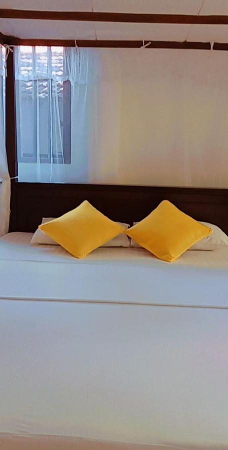 Shady Edge Hotel Unawatuna Exterior foto